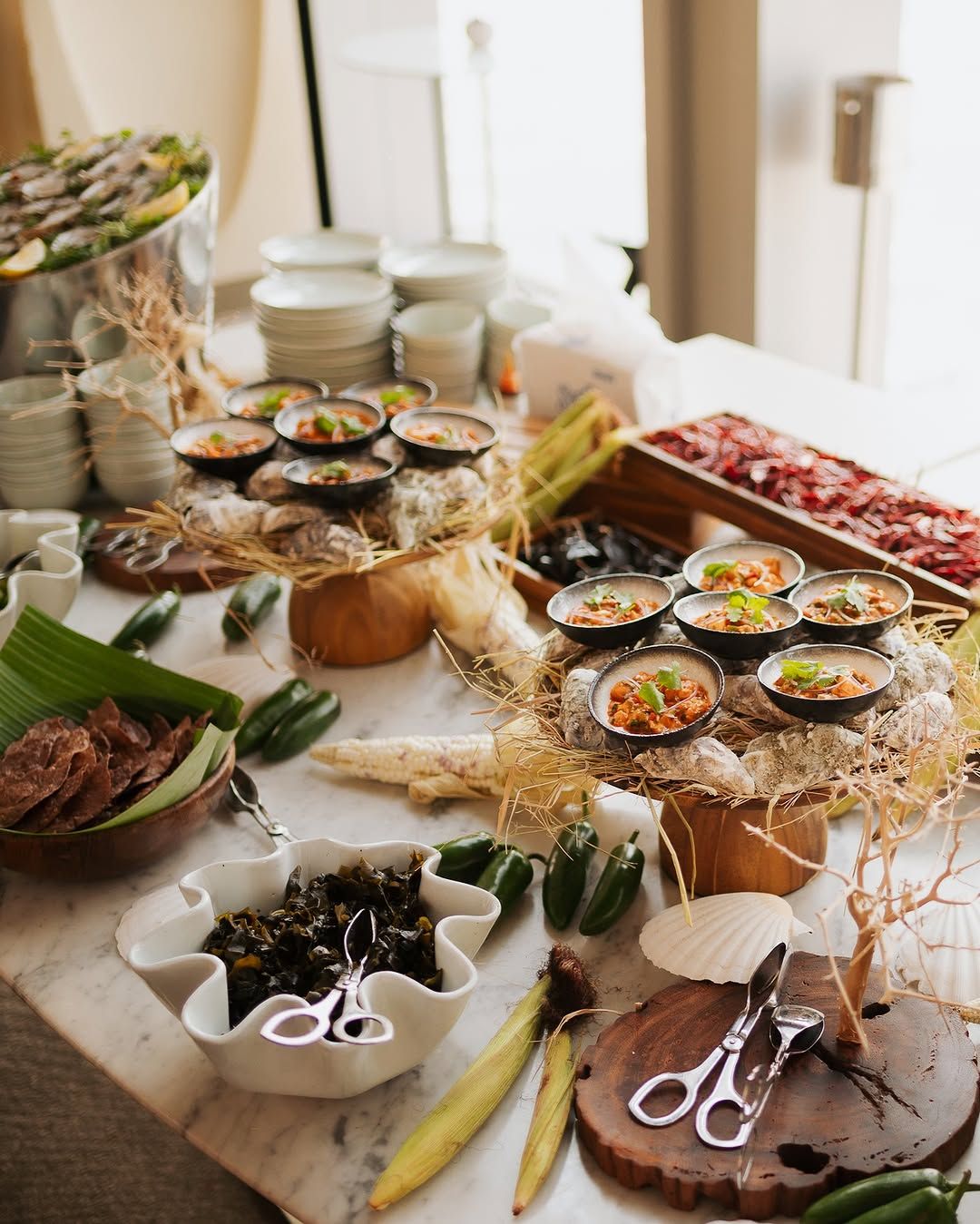 ดื่มด่ำบรันช์สไตล์เม็กซิกันพร้อมวิวเมืองจากห้องอาหาร Ojo บนชั้น 76 ของโรงแรม The Standard Bangkok Mahanakhon (ภาพ: Instagram / @ojobangkok)
