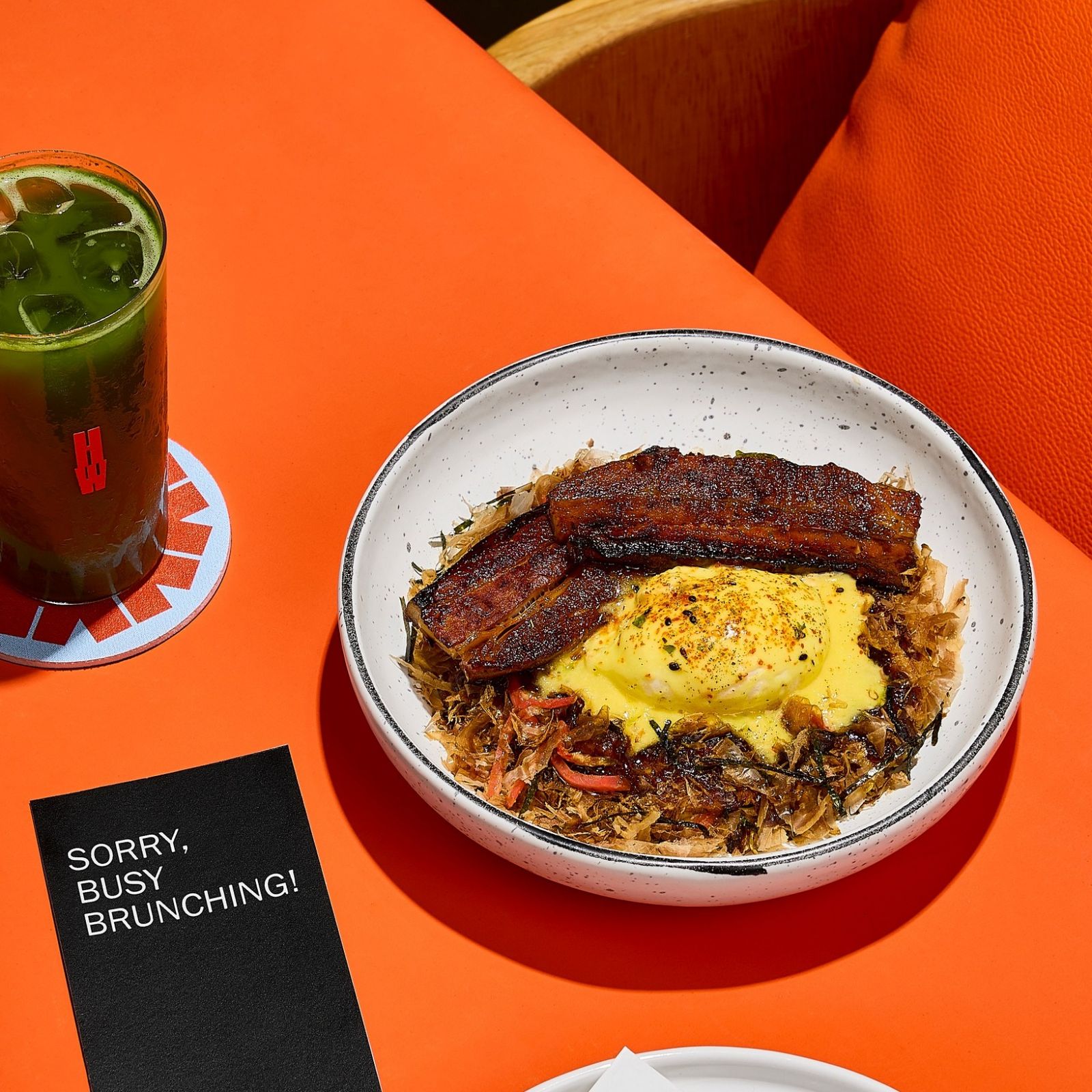 Okonomiyaki with Pork Belly
โอโคโนมิยากิหมูสามชั้น ผสมผสานกลิ่นอายญี่ปุ่นและรสชาติเอเชียตะวันออกเฉียงใต้ ด้วยฐานที่เป็นแพนเค้กญี่ปุ่นราดซอสโอโคโนมิยากิ โรยคัตสึโอบูชิกลิ่นหอม ใส่ลูกเล่นด้วยสมุนไพรไทย เติมกลิ่นรสให้น่าจดจำจากร้าน Halfway Brunch & Roastery (ภาพ: Instagram / @halfway.bkk)