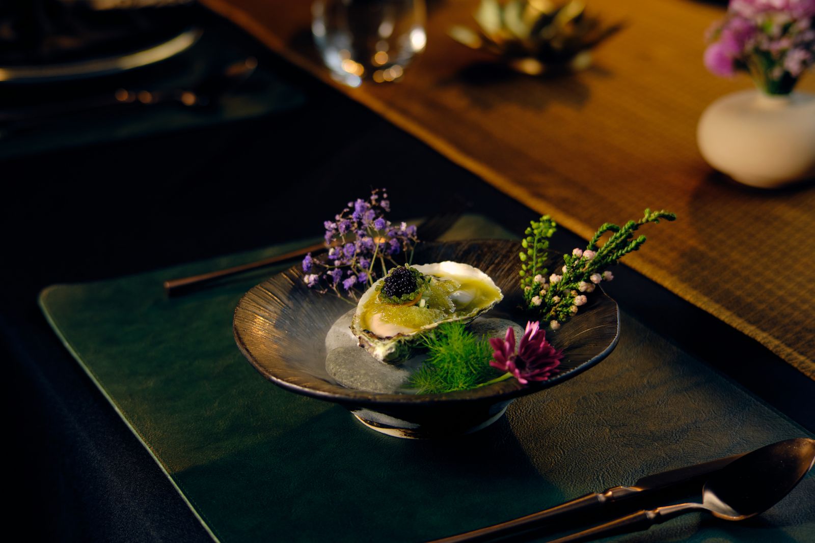 Oyster with Green Chili Granita (Photo: Chim)