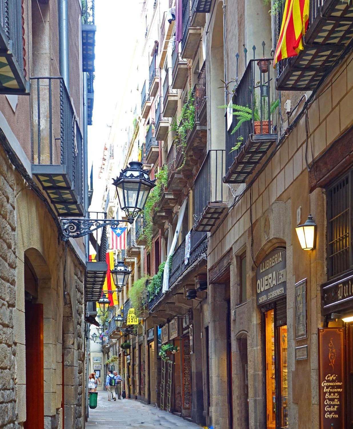 Carrer de Petritxol in the Gothic Quarter, Barcelona (Photo: TripAdvisor/Horst-JohannesF)