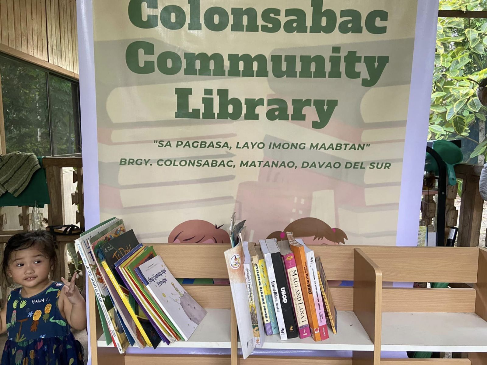 A glimpse of the Colonsabac Community Library