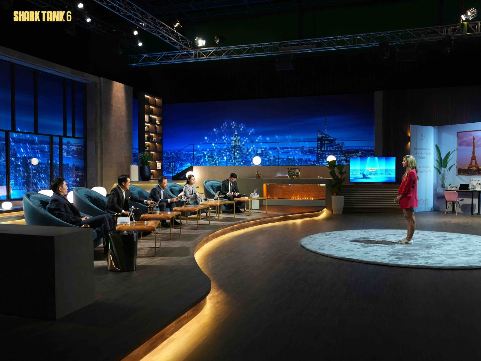 Celine Ventalon pitches her product on Shark Tank Vietnam (Photo: courtesy of Emer)