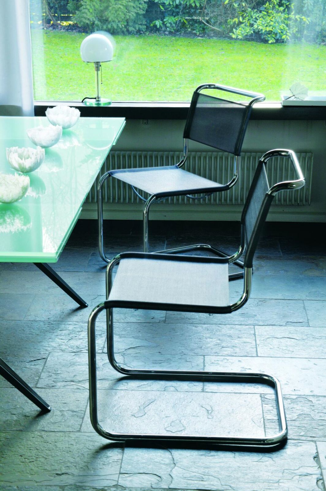 With its minimalist geometry, Mart Stam’s S 33 set a new standard for modern furniture design(Photo: Thonet)