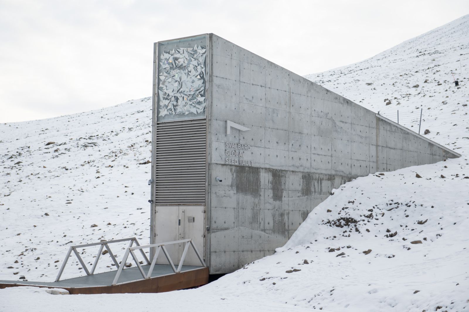 24 September 2023, Norway, Longyearbyen: The facade of the Global Seed Vault. Photo: Sebastian Kahnert/dpa (Photo by Sebastian Kahnert/picture alliance via Getty Images)