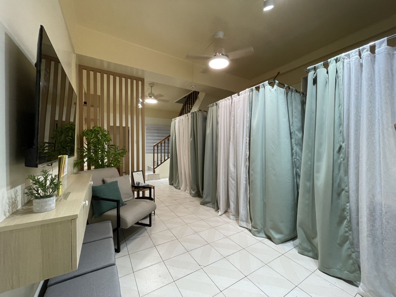 The newly renovated interiors of Positive Action Foundation Philippines Inc. (PAFPI)’s testing and recuperating areas, and waiting lounge redesigned by Benilde interior design students