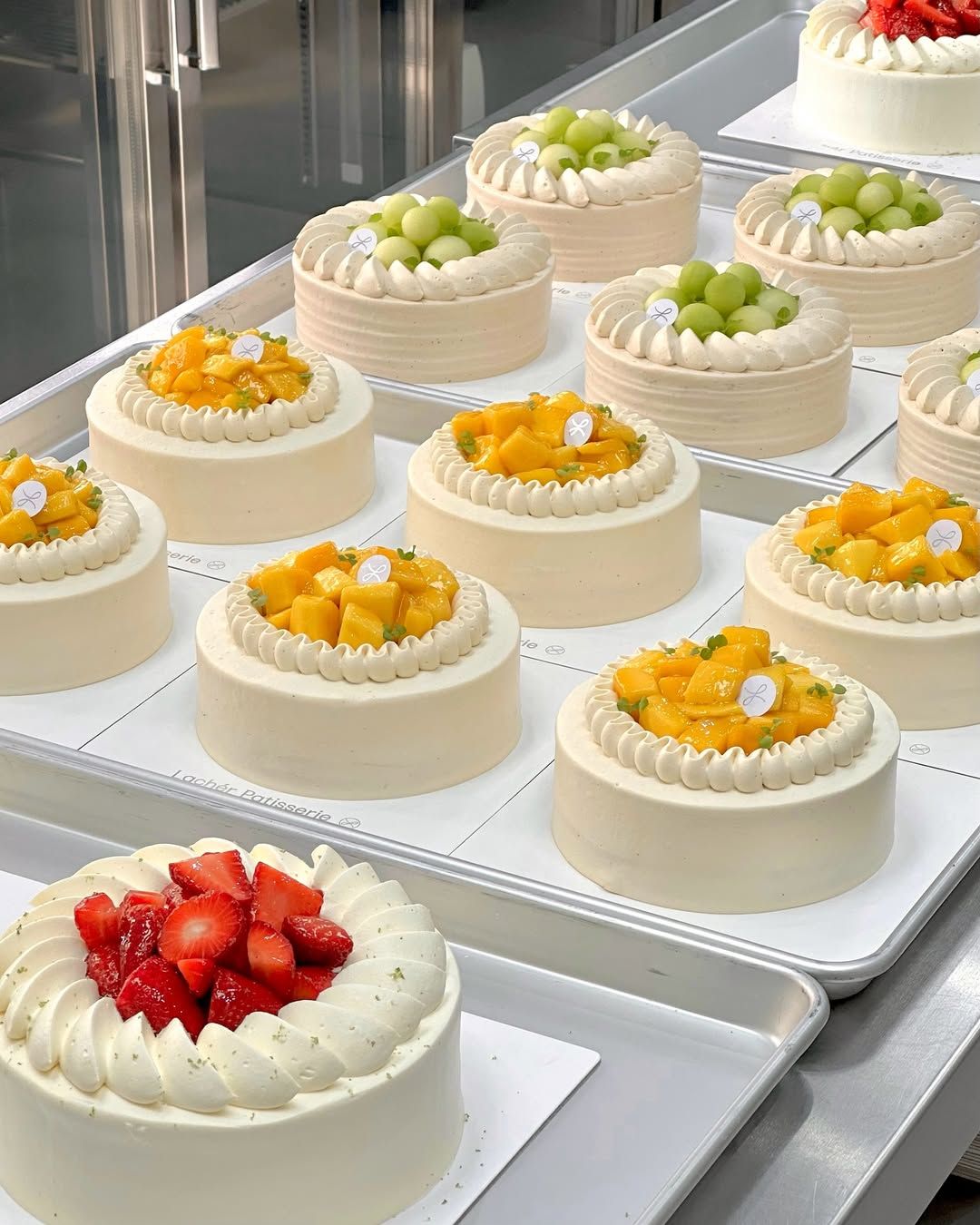 Crowd's favourites (Photo: Instagram / @lacherpatisserie)