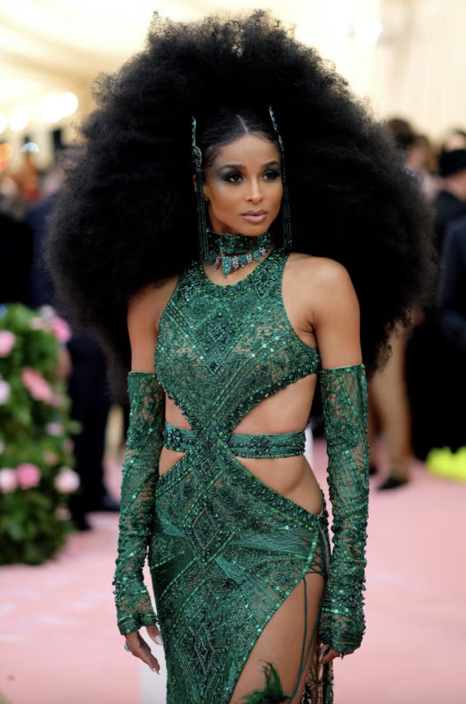 Ciara wears Peter Dundas with hair styled by César DeLeön Ramirêz to the 2019 Met Gala (Photo: Getty Images)