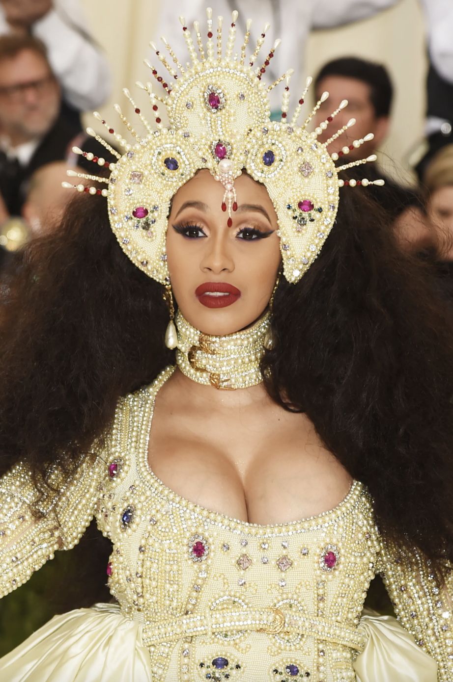 Cardi B wears Jeremy Scott with hair styled by Tokyo Stylez to the 2018 Met Gala (Photo: Getty Images)