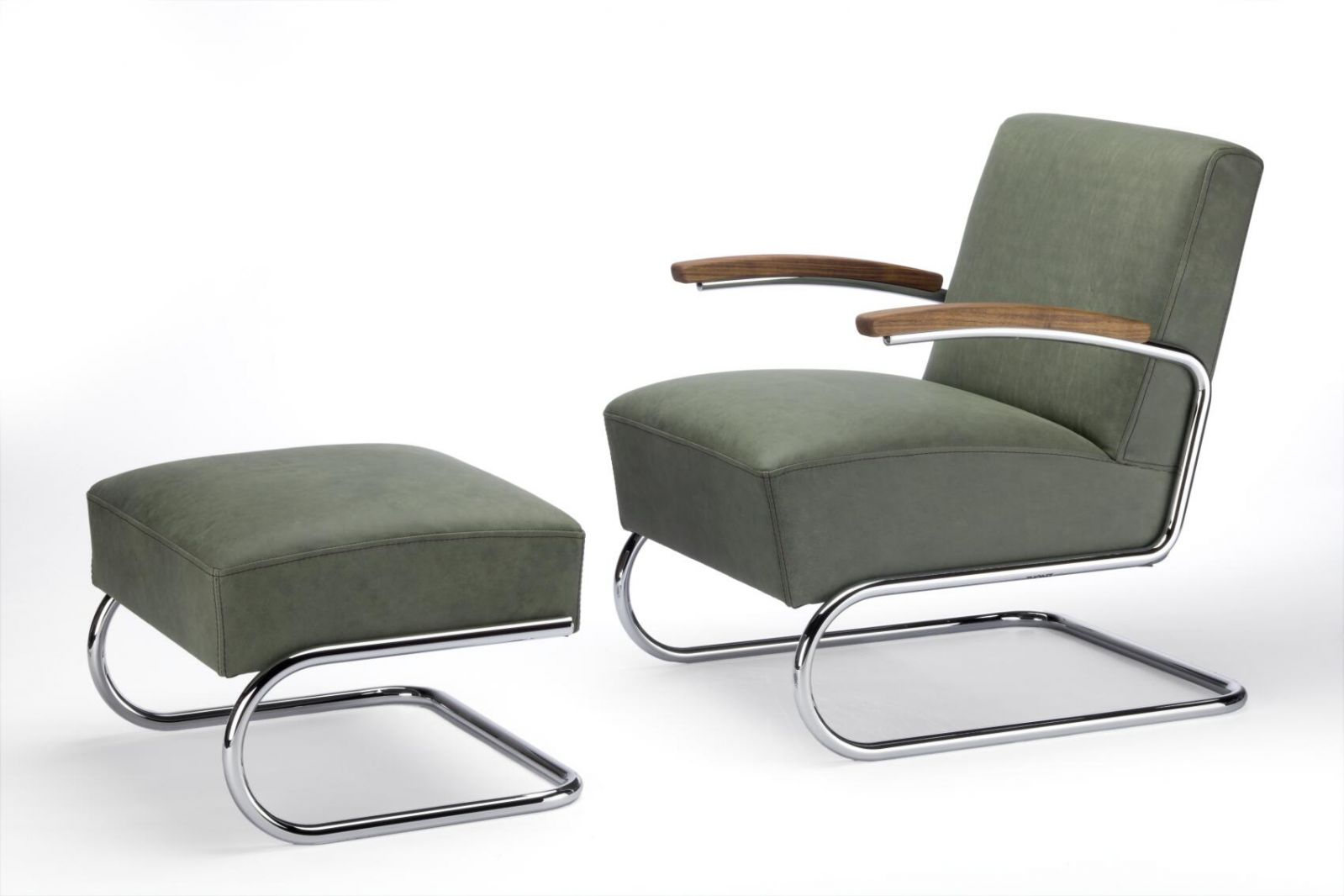 Elegant, enduring, and ergonomically designed—the Thonet S 411 is a cantilever chair for modern living (Photo: Thonet)