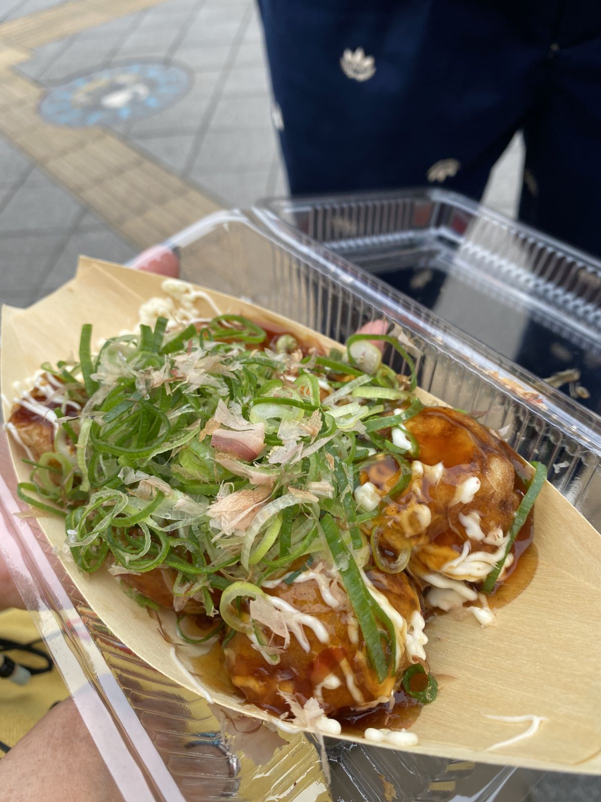 TakoTako uses Osaka-imported flour to create batter that is crisp on the outside and creamy within