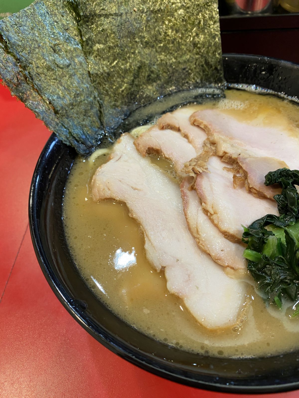 Sugitaya specialises in Iekei-style ramen with rich shoyu broth that originates in Yokohama