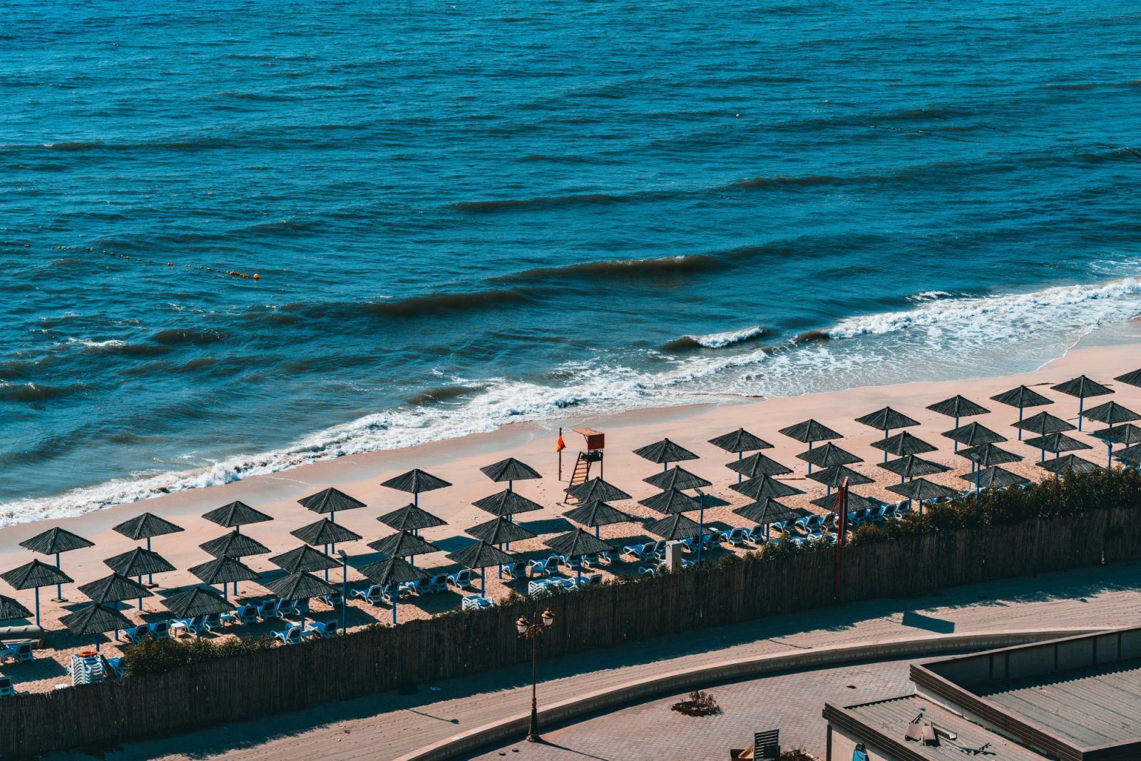 Go on a lavish staycation this Mother’s Day (Photo: Dovlet Hojayev / Unsplash)