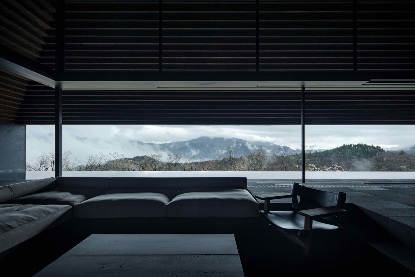 Sweeping views that change dramatically with the seasons