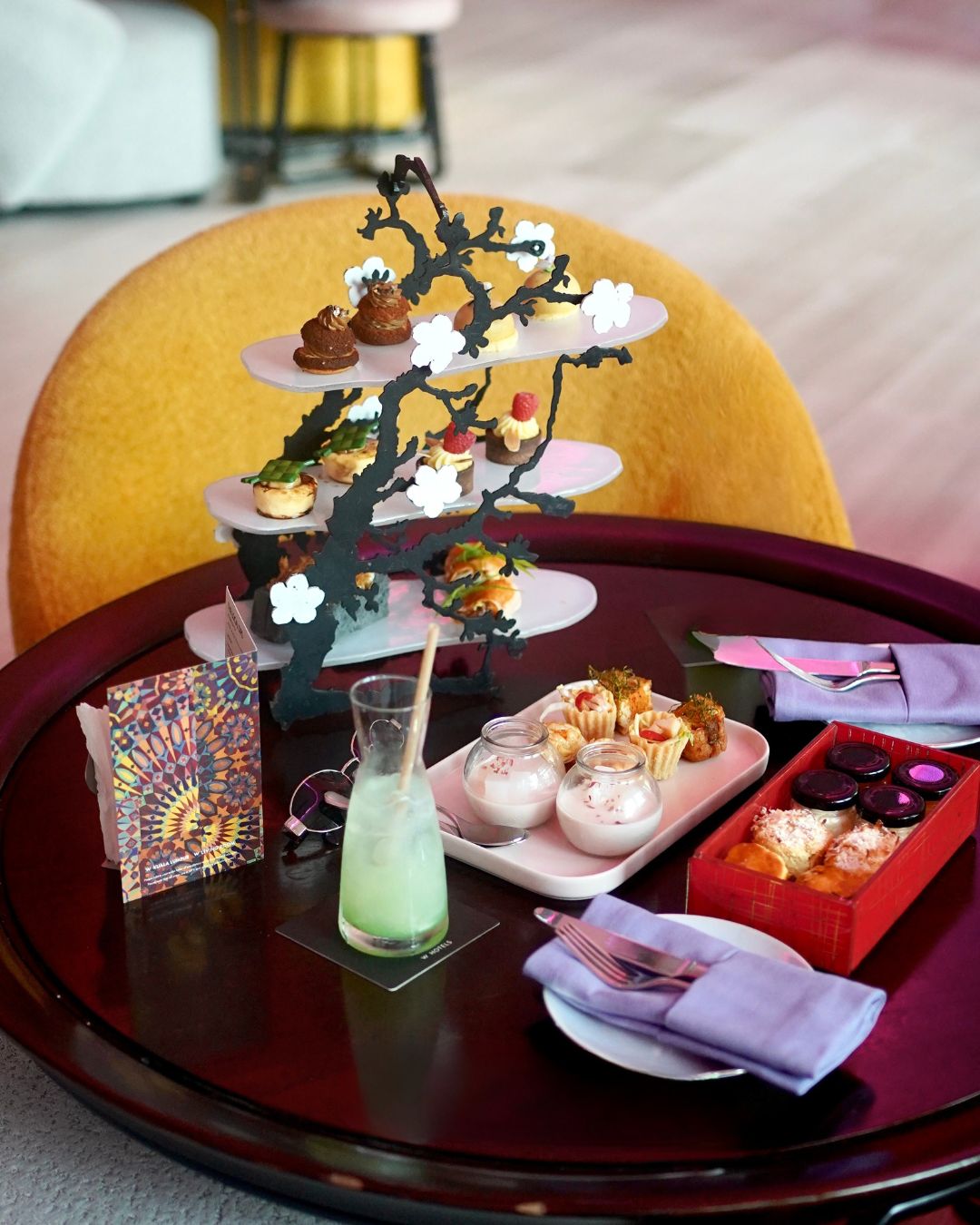 Afternoon tea specially for Mum (Photo: W Kuala Lumpur)