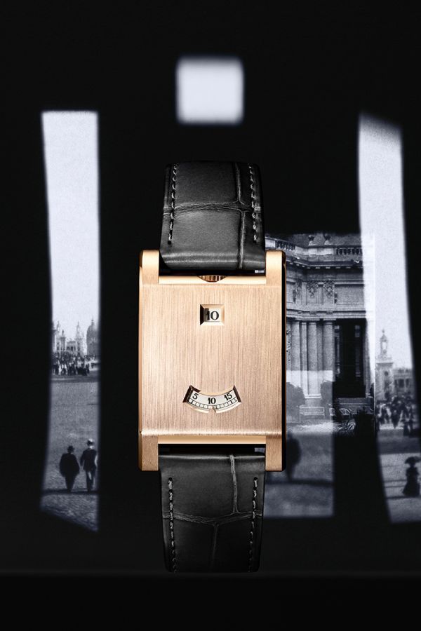 Cartier Tank à Guichets