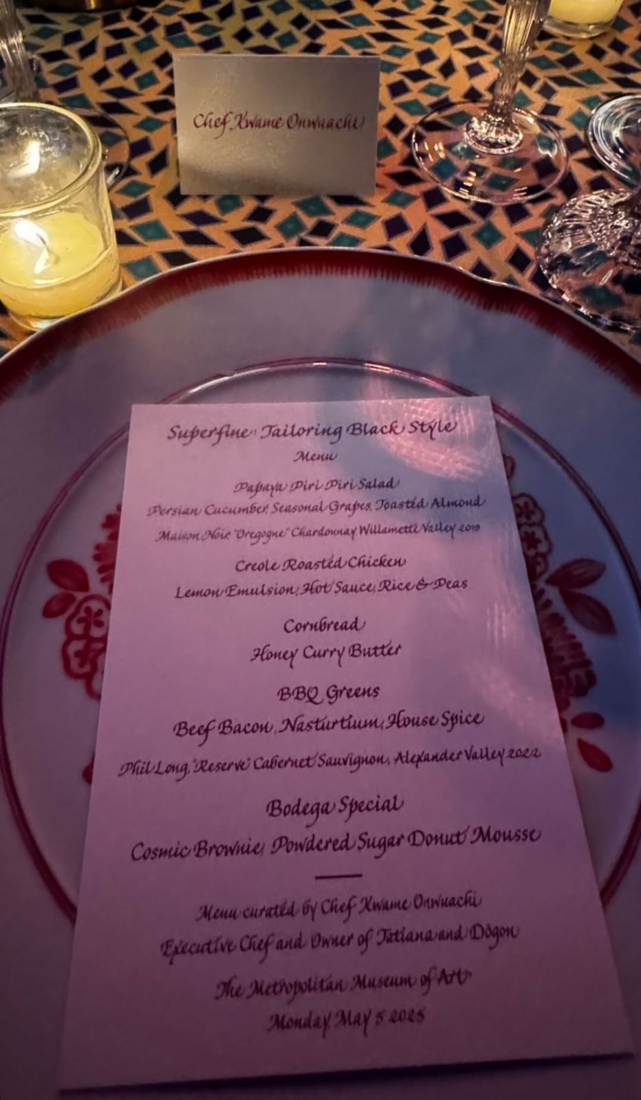 Chef Kwame Onwuachi sneakily snaps a picture of the menu served to guests at the Met Gala (Image: @chefkwameonwuachi)