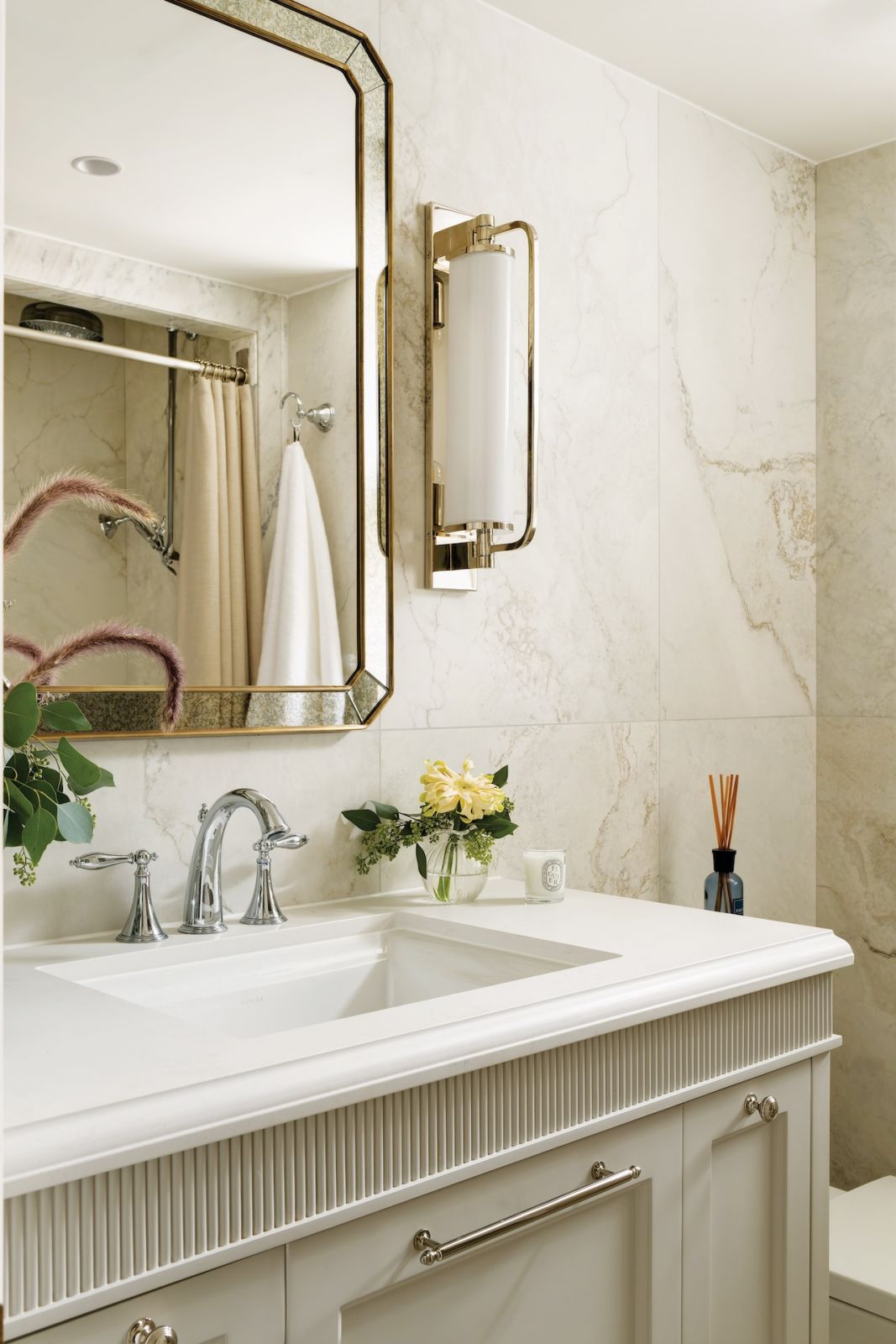 Touch Stone tiles from Coem have an Environmental Product Declaration and contribute to LEED certification, aligning style with environmental responsibility