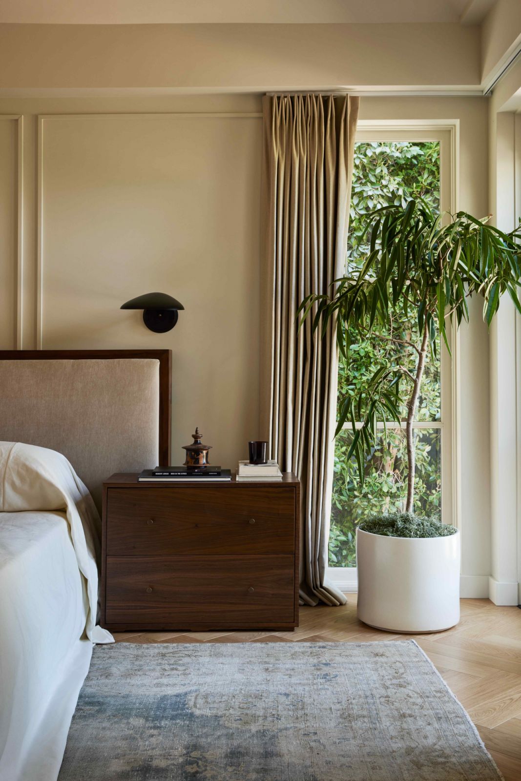 A walnut nightstand and Lawrence of La Brea rug (Photo: Sam Frost)