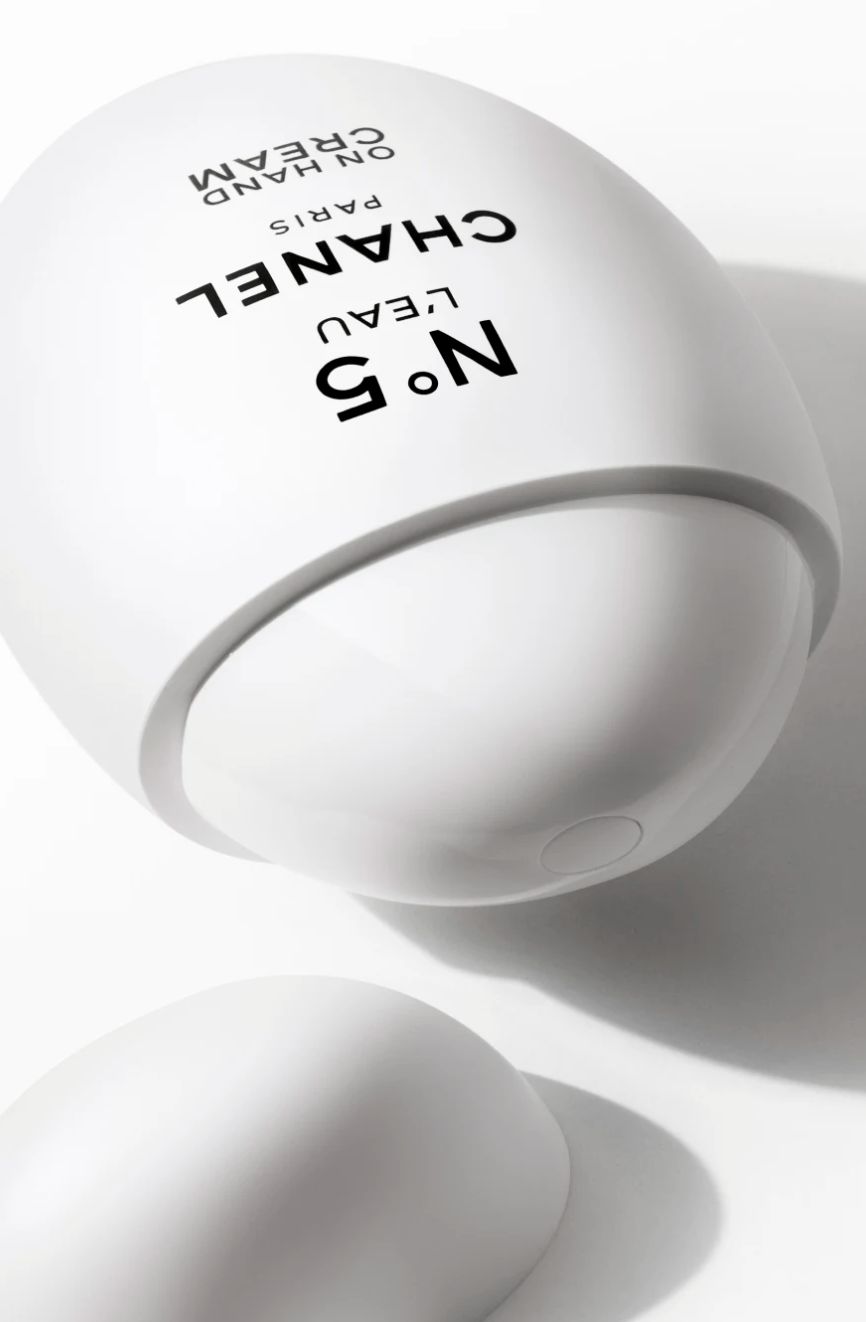 護手霜推薦:Chanel N°5 L’EAU On Hand Cream