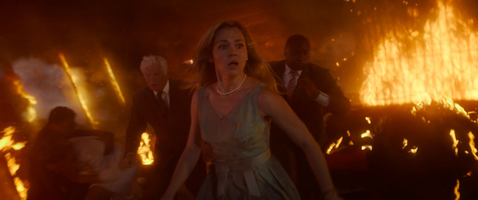 Young Iris Campbell (portrayed by Brec Bassinger) lives out her premonition in ‘Final Destination: Bloodlines’