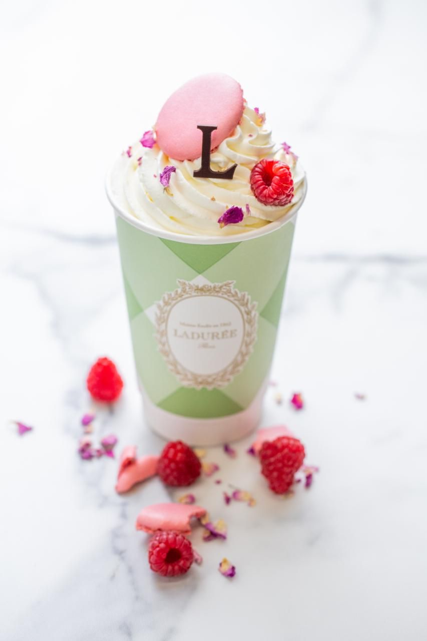Ladurée Signature Latte (Photo: courtesy of Ladurée)