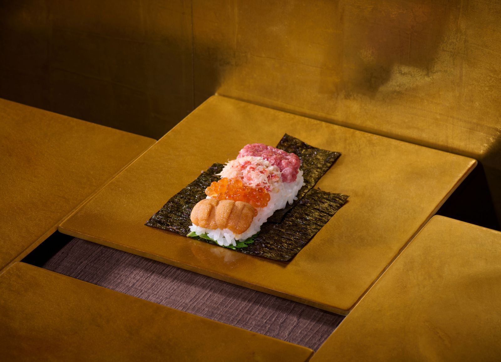 Kingyu maki with uni, ikura, crab, and Wagyu (Image: Kingyu)