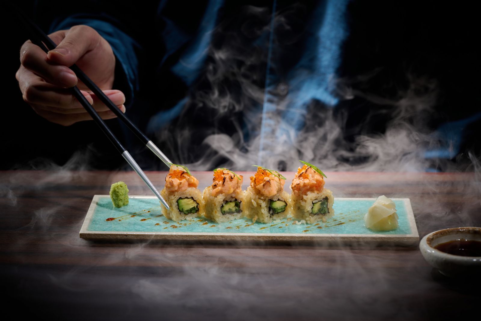 Salmon sushi (Image: Asumo)