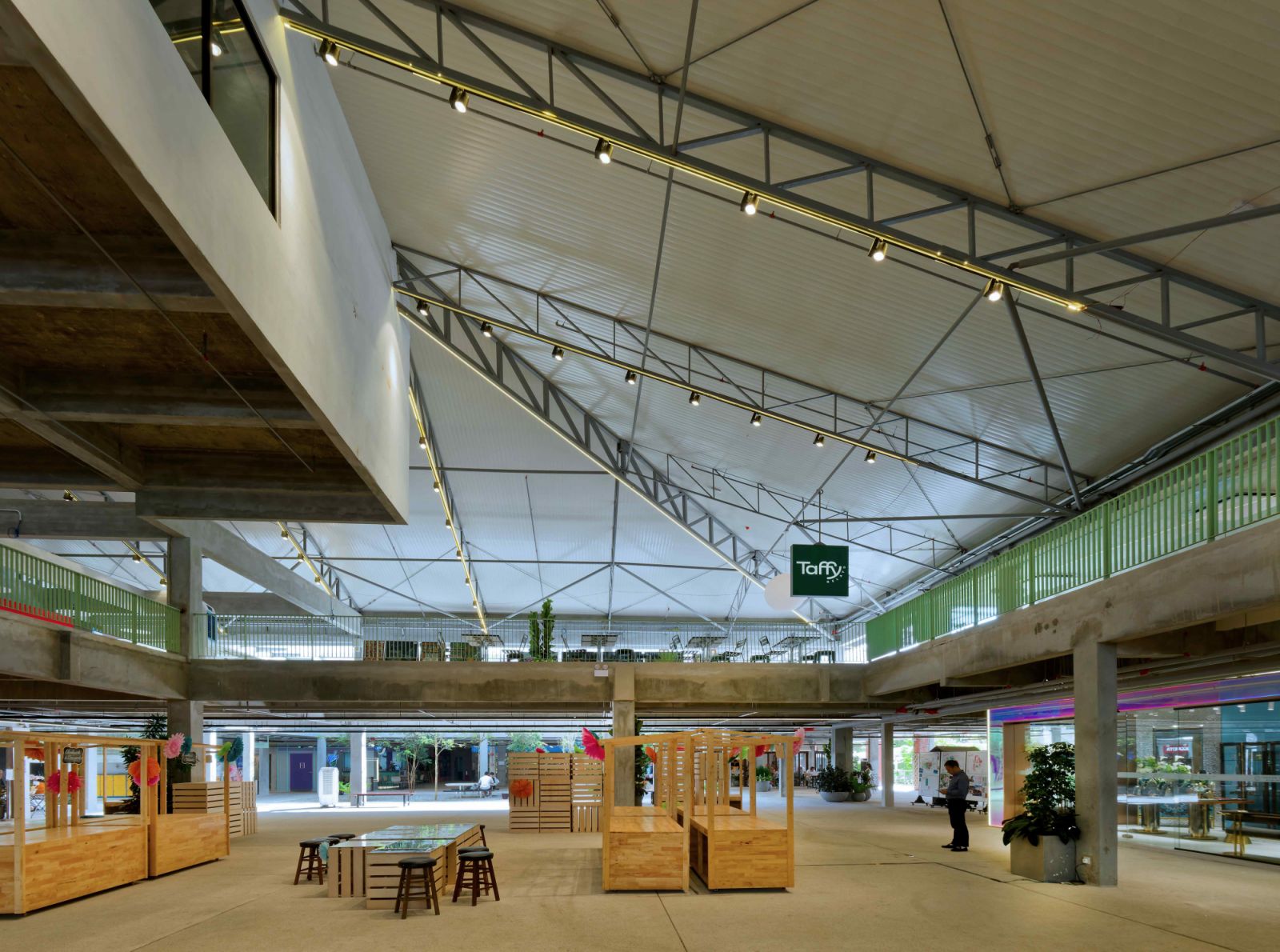 Adaptable spaces with a flexible platform to shift with the community’s changing needs