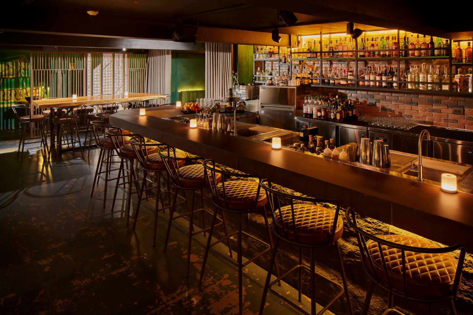 Meet Me at the Bar - Bartender Lester Ligon Interview - The Grasshopper Bar