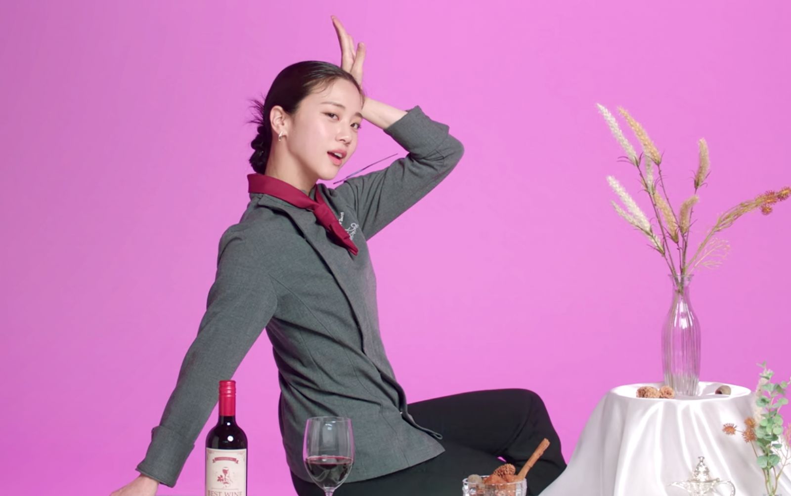 Fresh from her last K-drama ‘Buried Hearts’, Hong Hwa-yeon returns in ‘Tastefully Yours’. (Photo: screencap from ‘Tastefully Yours’, Netflix)