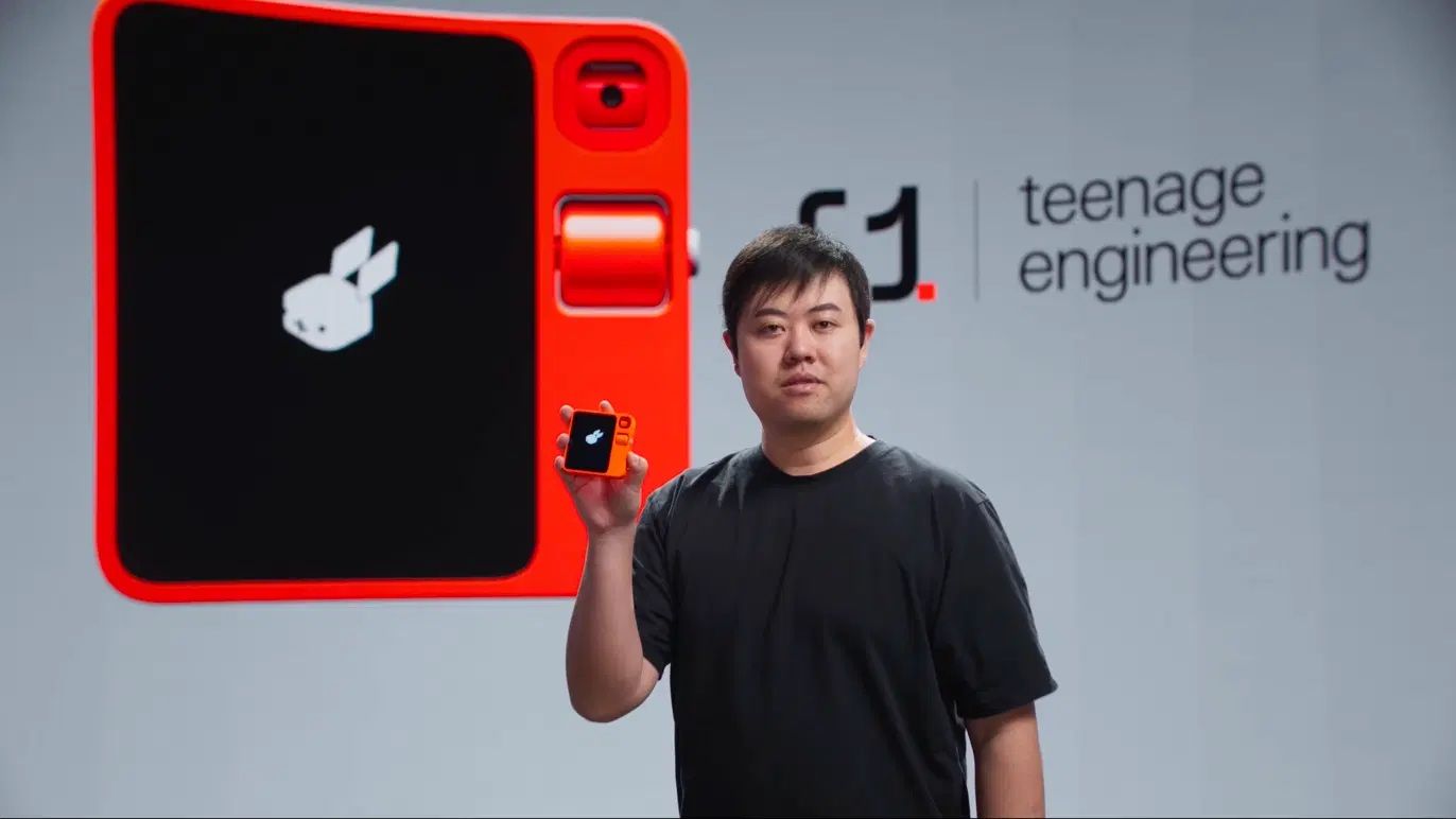 Rabbit Inc. CEO Jessie Lyu presenting the Rabbit R1 AI device (Photo: Rabbit Inc.)