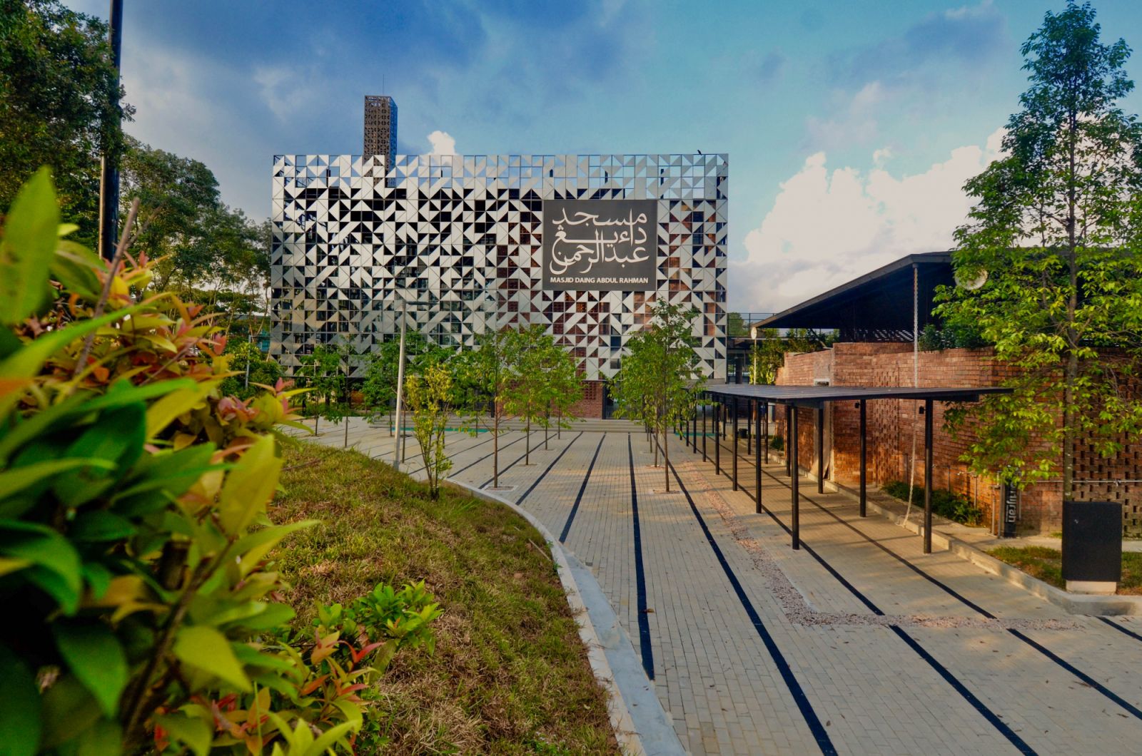 Masjid Daing Abdul Rahman in Johor is a modernist masterpiece