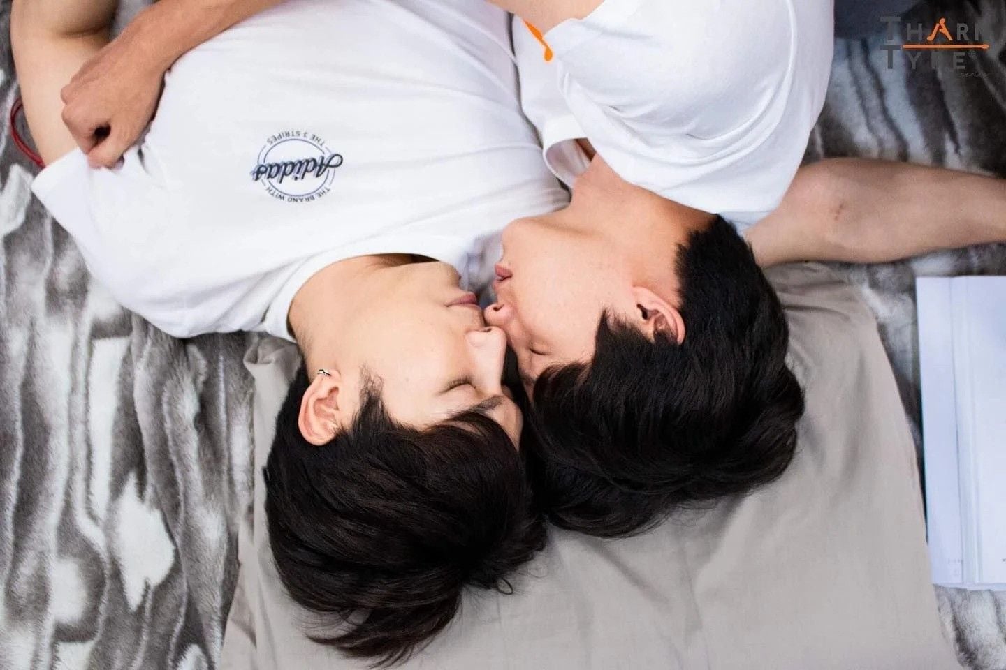 Suppasit ‘Mew’ Jongcheveevat and Kanawut ‘Gulf’ Traipipattanapong in TharnType: The Series (Photo: Instagram / @tharntypeofficial)