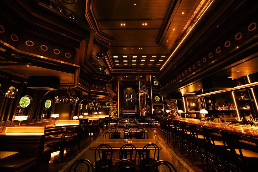 The grand interior of H Bar (Image: @hbar.kl)