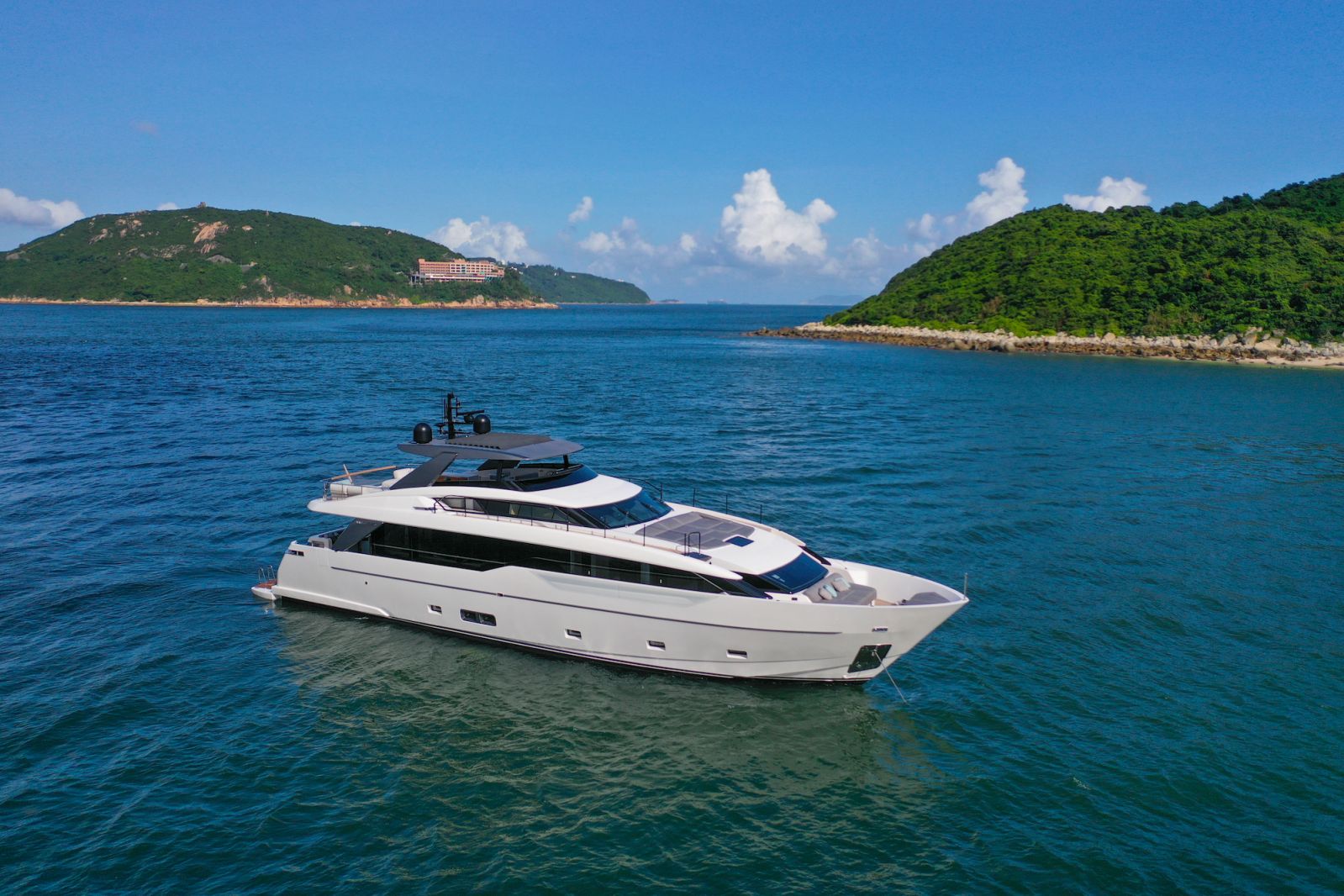 yacht charter