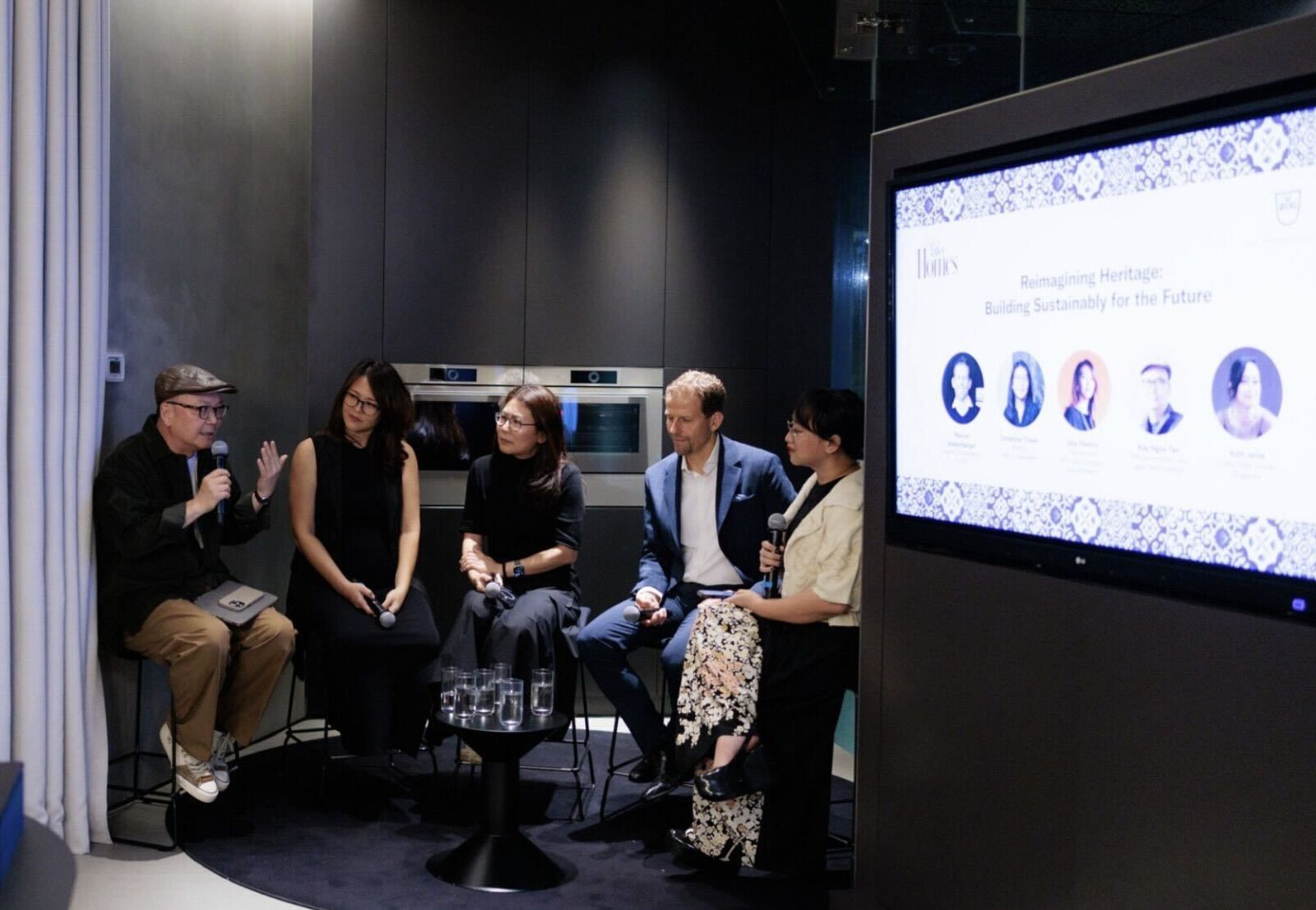 Kay Ngee Tan, Goy Zhenru, Christina Thean, Marcel Niederberger and Asih Jenie