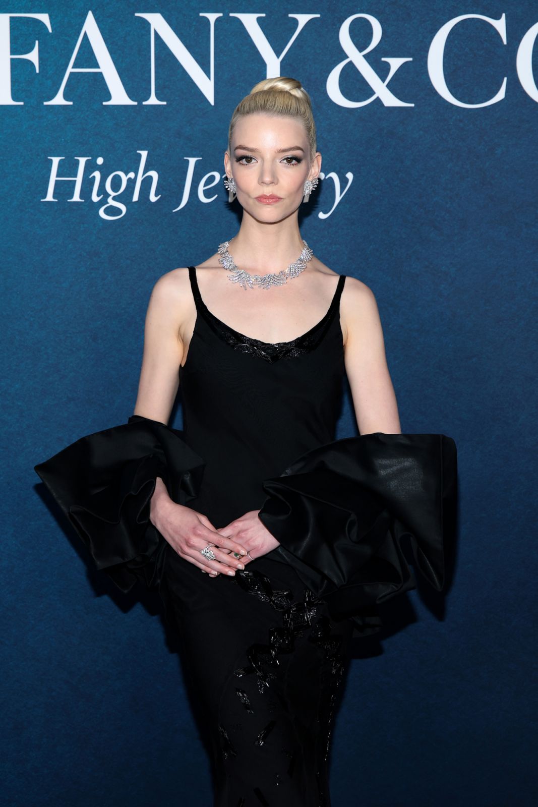 Anya Taylor-Joy wears Tiffany & Co jewellery from Wave chapter of Blue Book 2025
