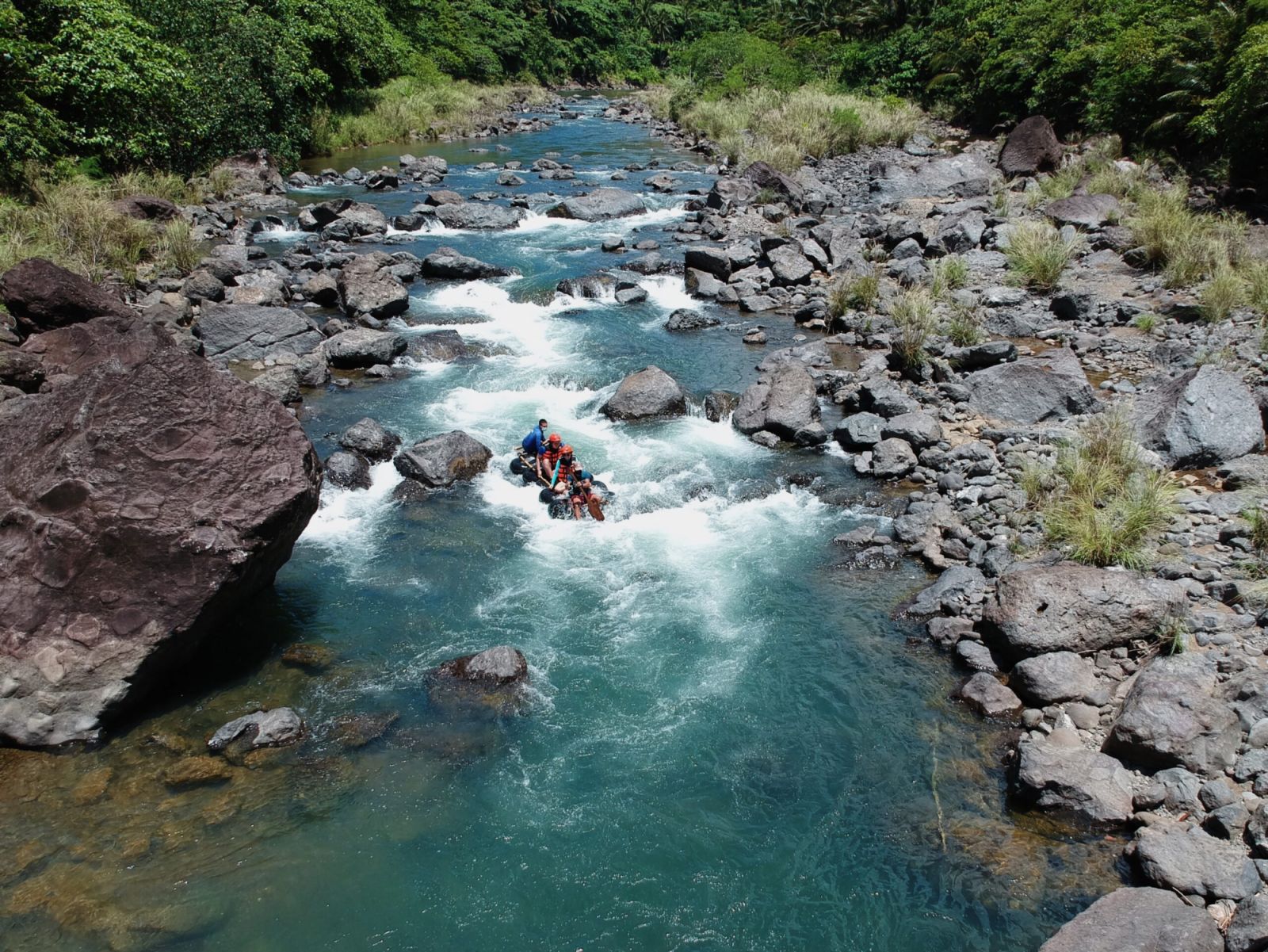 River Tubing at Real, Quezon (Photo: SinoPinas/courtesy of the Department of Tourism)
