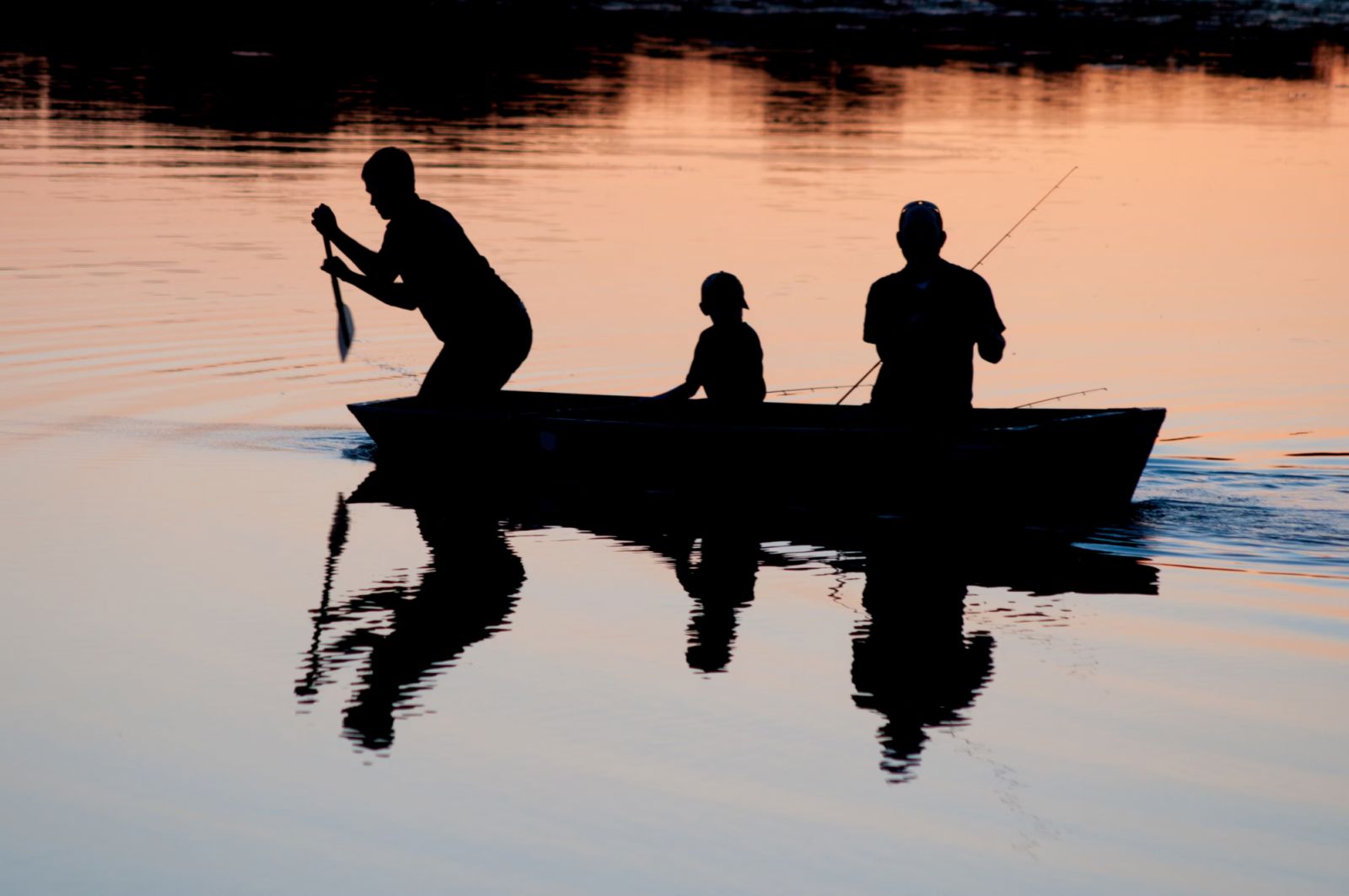 A cherished Father's Day fishing trip (Photo: Unsplash)