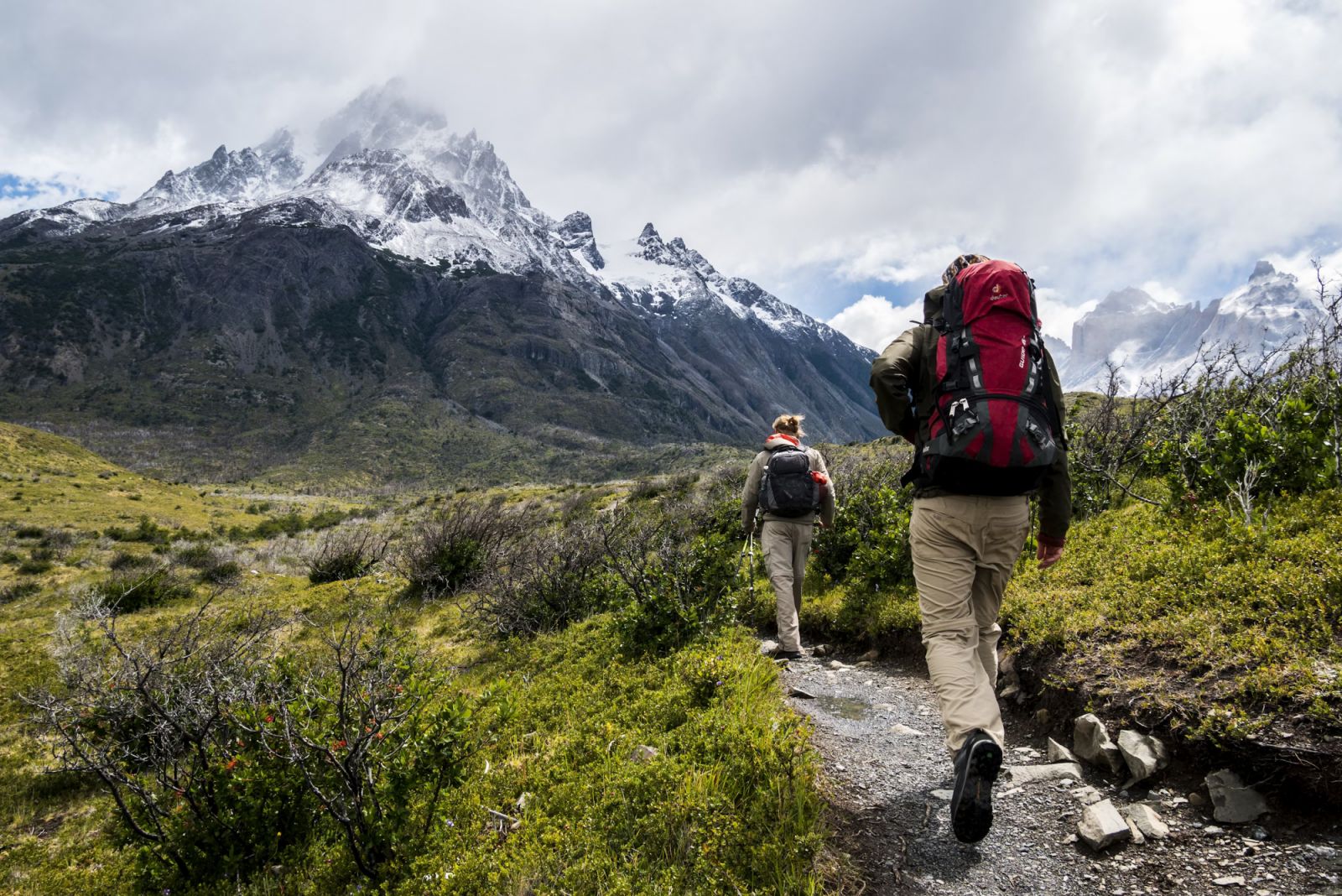 Hiking trails make for an exciting Father's Day adventure (Photo: Unsplash)