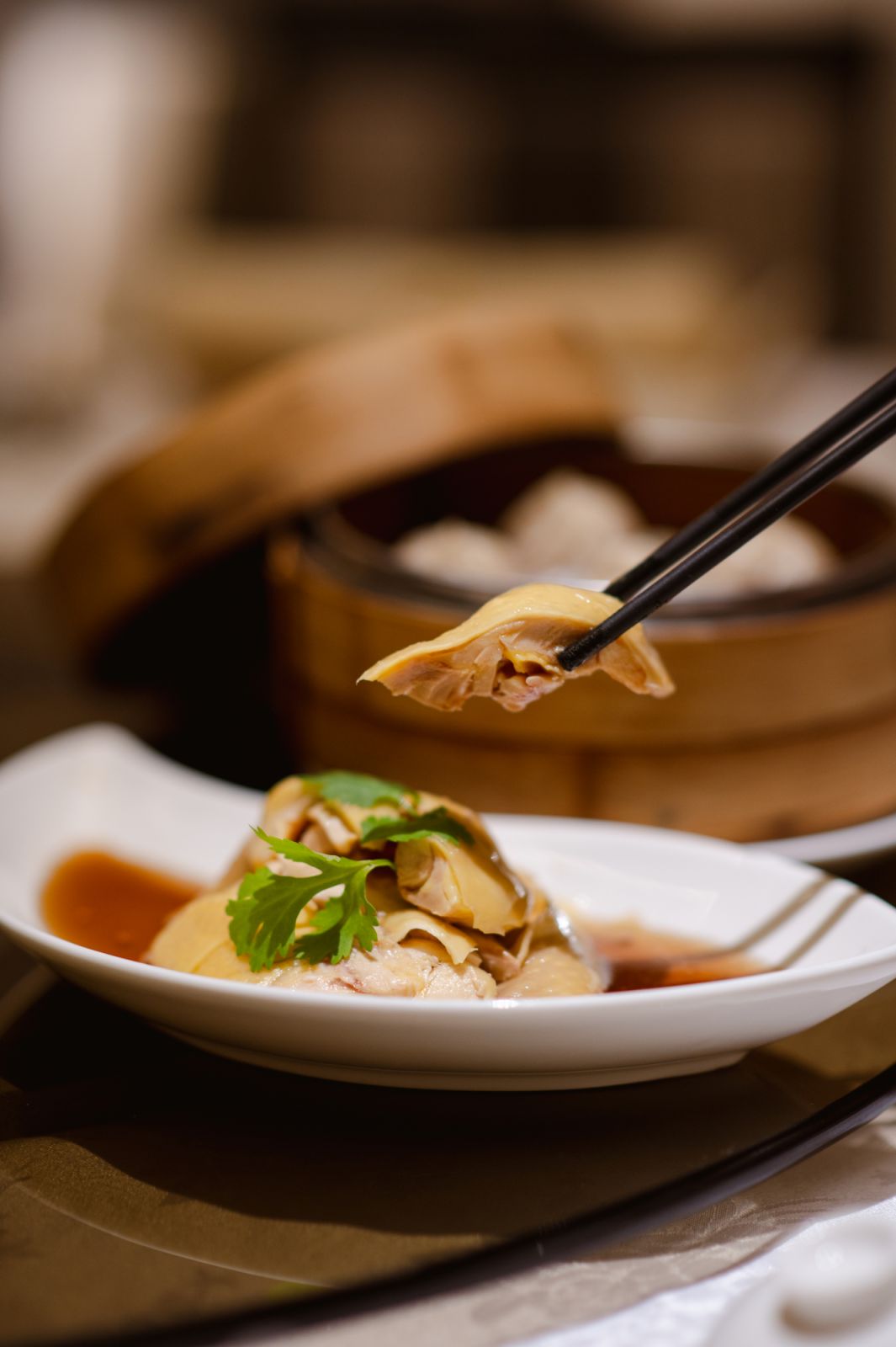 Chilled drunken chicken in Chinese rice wine (Photo: Shanghai)
