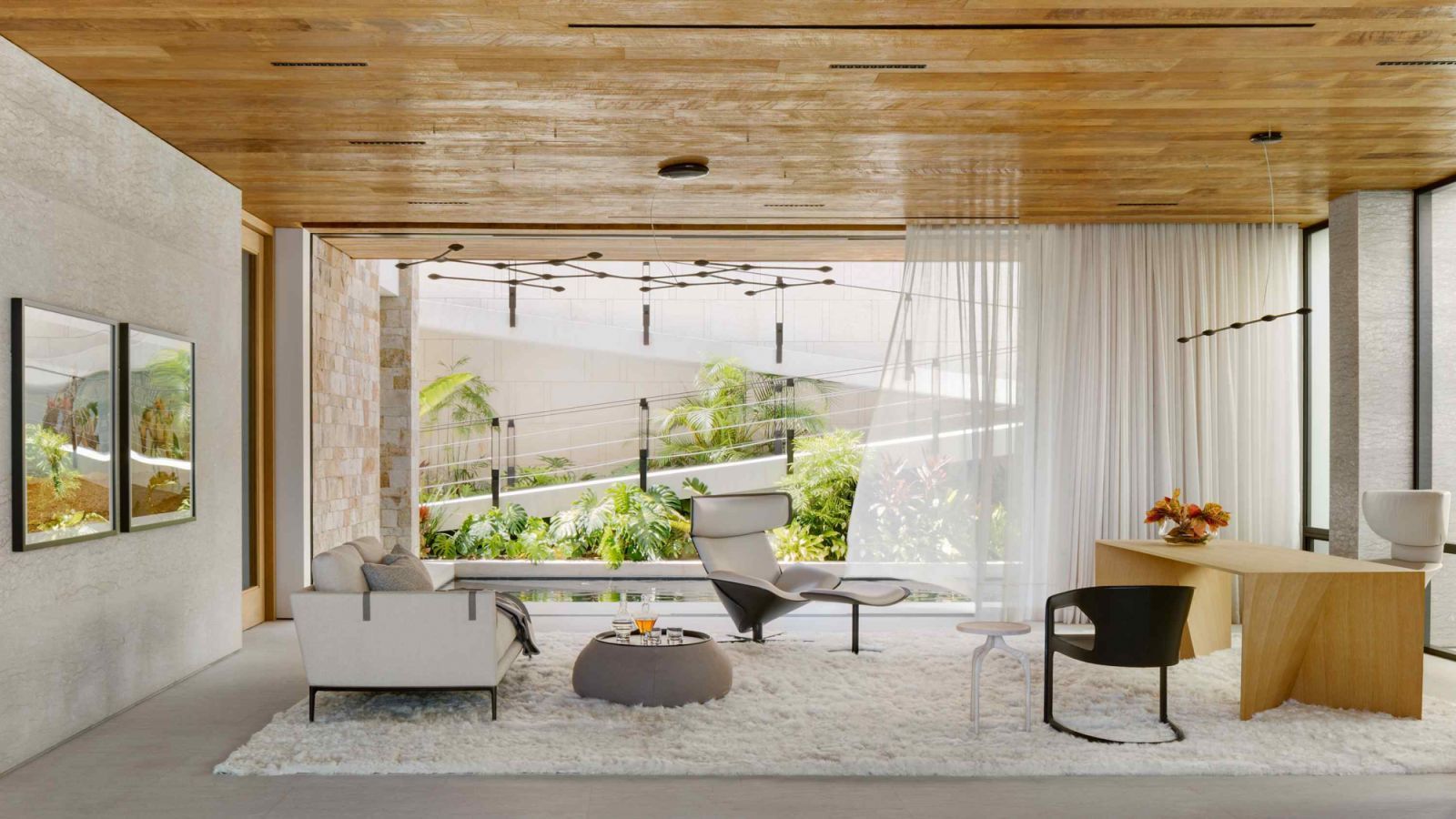 Simple spaces with locally sourced materials and reclaimed Indonesian teak wood (Photo: Rafael Gamo)