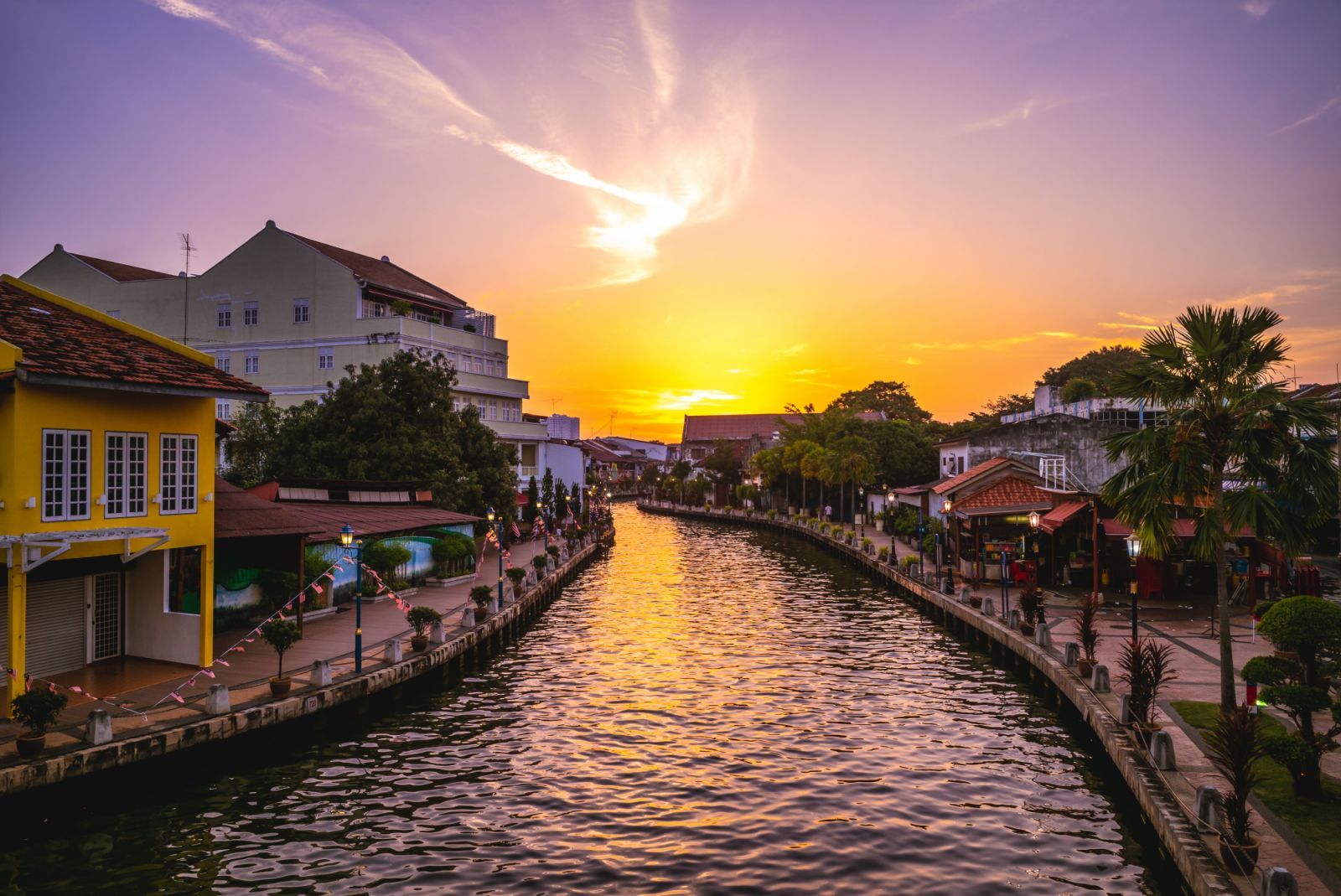 Melaka Old Town is located across the river from Dutch Square (Photo: Unesco)