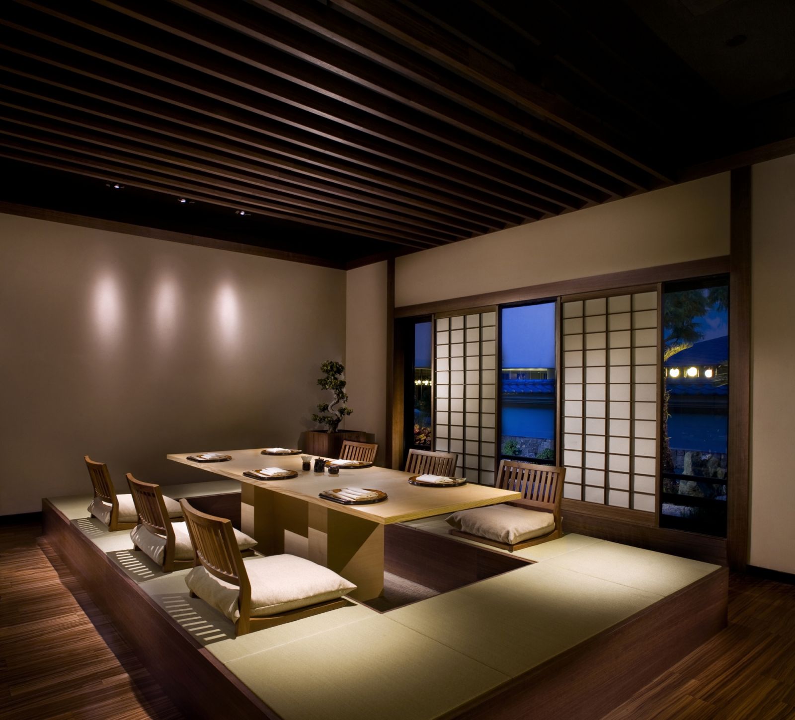 Keyaki’s tatami-style private dining room evokes the elegance of traditional Japanese hospitality