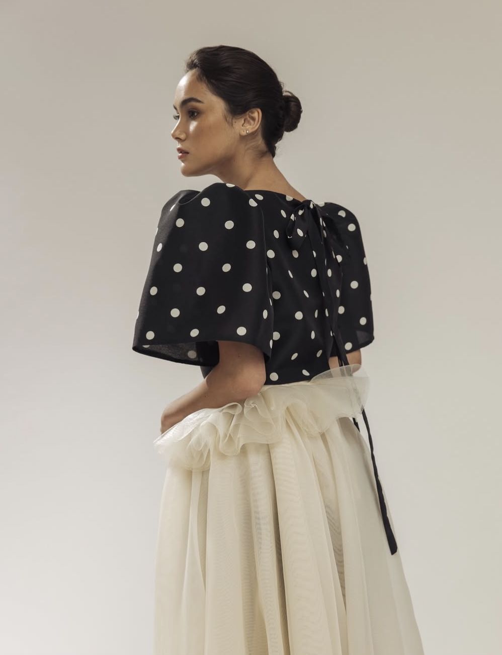 The Camisa top by Vania Romoff (Photo: Instagram / @studiovaniaromoff)