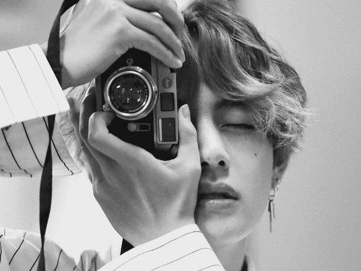 BTS V and his love for photography (Photo: All Kpop Website)