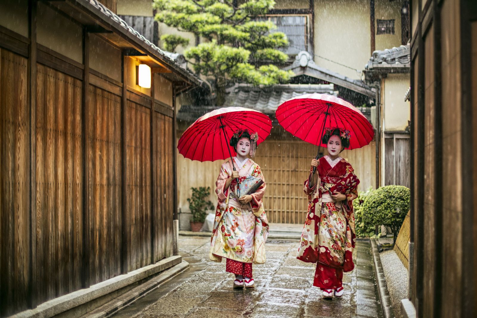 บรรยากาศเมืองเกียวโต ประเทศญี่ปุ่น (ภาพ: xavierarnau/Getty Images)