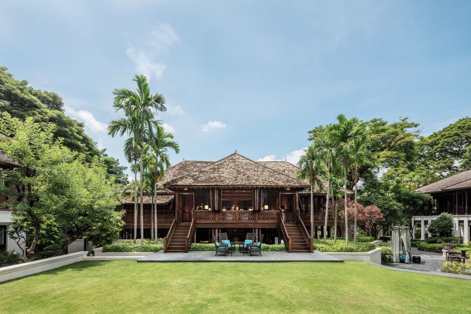 137 Pillars House Chiang Mai โรงแรมบูติกสุดหรูที่สร้างขึ้นจากบ้านไม้สักเก่าแก่สไตล์โคโลเนียลในยุค 1880s ซึ่งเคยเป็นส่วนหนึ่งของบริษัทป่าไม้ของชาวอังกฤษ