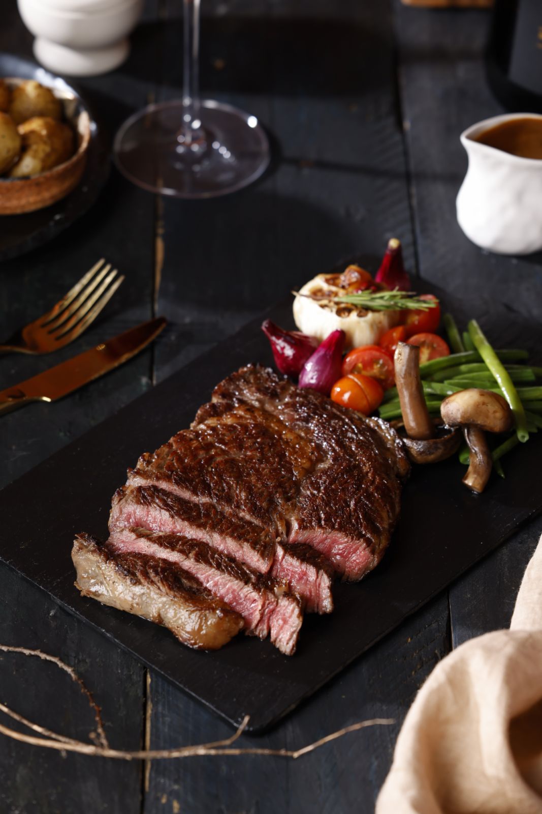 Best steakhouses in the Philippines | Photo: courtesy of Cru Steakhouse
