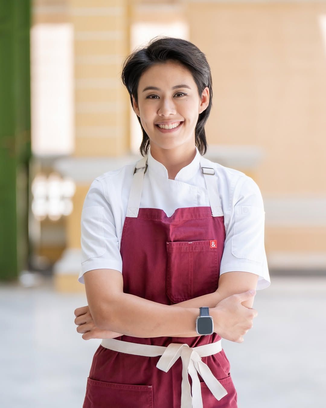 เชฟพลอย ณัฐณิชา บุญเลิศ หนึ่งในเชฟผู้เข้าแข่งขันในรายการ MasterChef: The Professionals Thailand และเชฟเจ้าของร้าน AMI Brunch & Bubbles